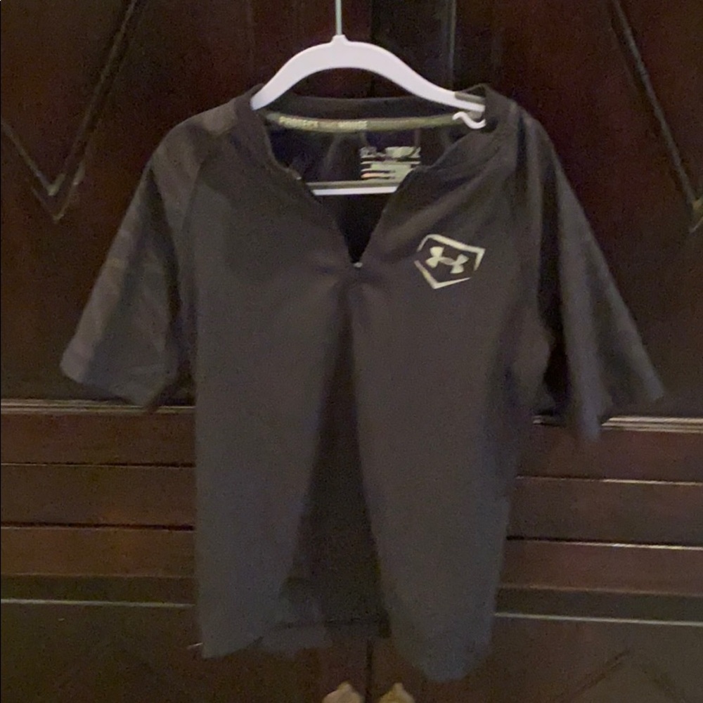 YXS under armour half zip pullover